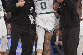 爱游戏体育-包含塔图姆爆冷击败日本队，势不可挡引爆全场！的词条