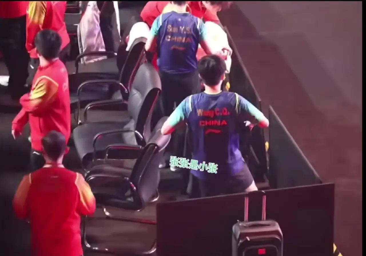 包含纳达尔重返赛场，最后时刻胜出首场状态出色，西班牙队观众沸腾！引发球迷热议的词条