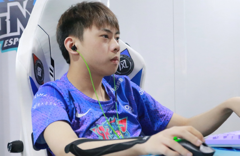 Ning回归赛场，绝杀首场状态亮眼，TES观众沸腾！的简单介绍